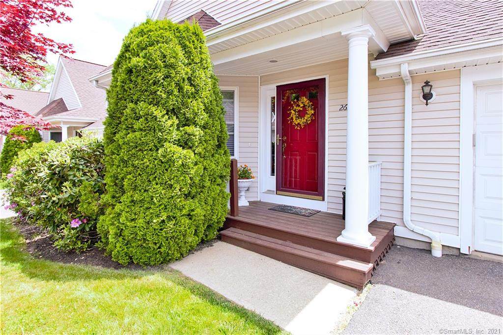 263 Summerfield Gardens - Photo 1