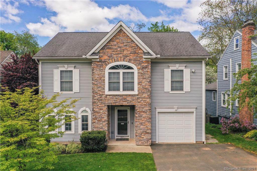 227 Raymond Road - Photo 1