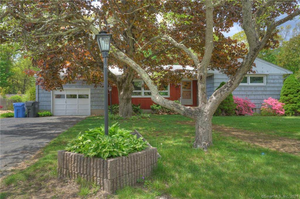 3 Harvard Road - Photo 1