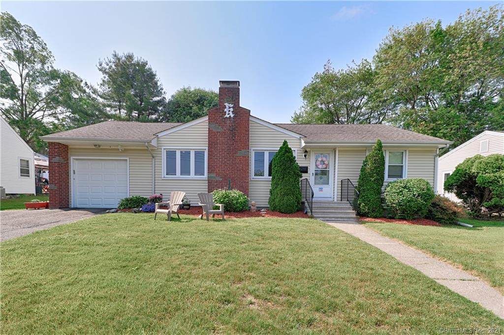 65 Lincoln Street - Photo 1