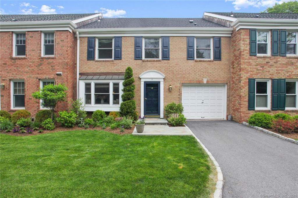 18 Georgetowne - Photo 1