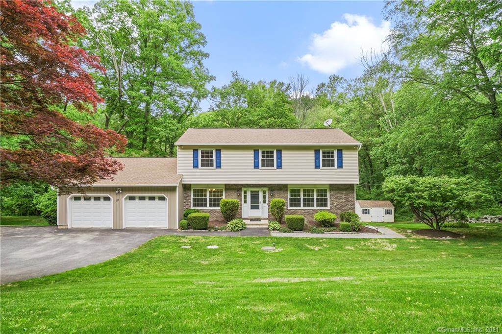 28 Wedgewood Drive - Photo 1