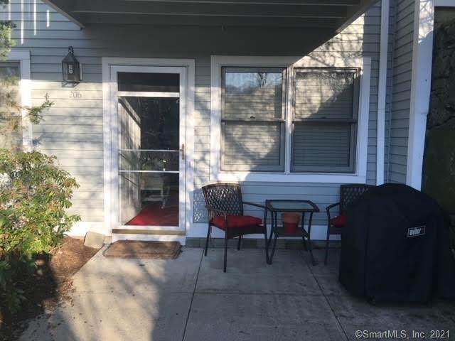 351 Pemberwick Road - Photo 1