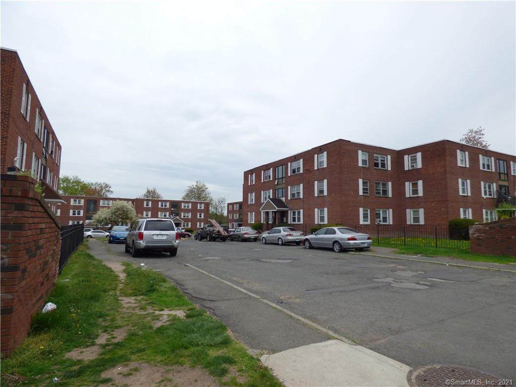 940 Wethersfield Avenue - Photo 1
