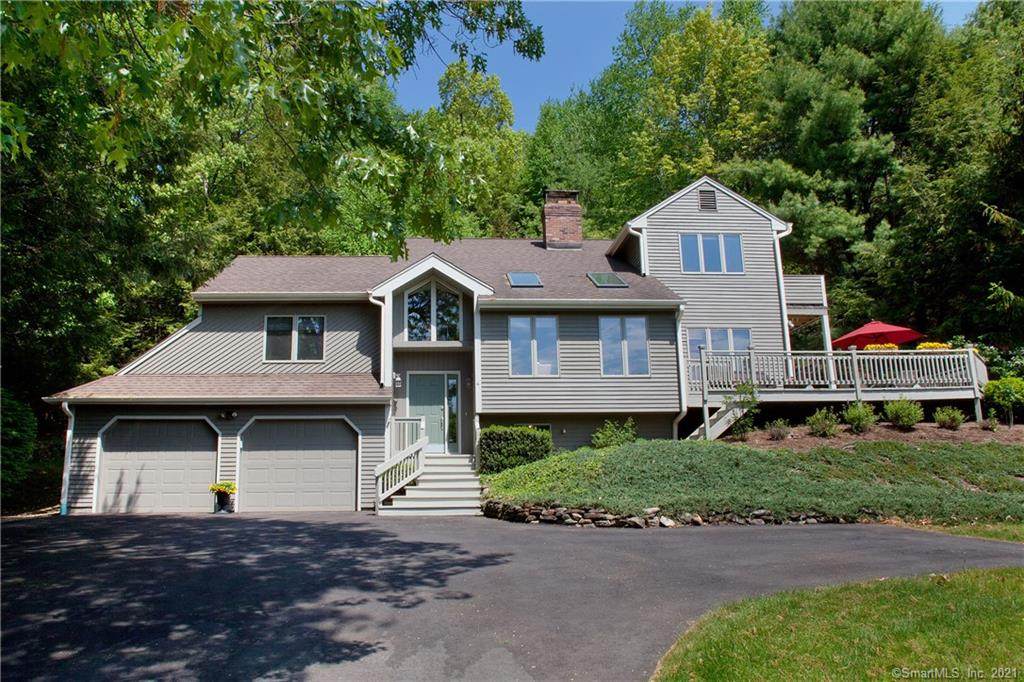 4 Deerfield Trace - Photo 1