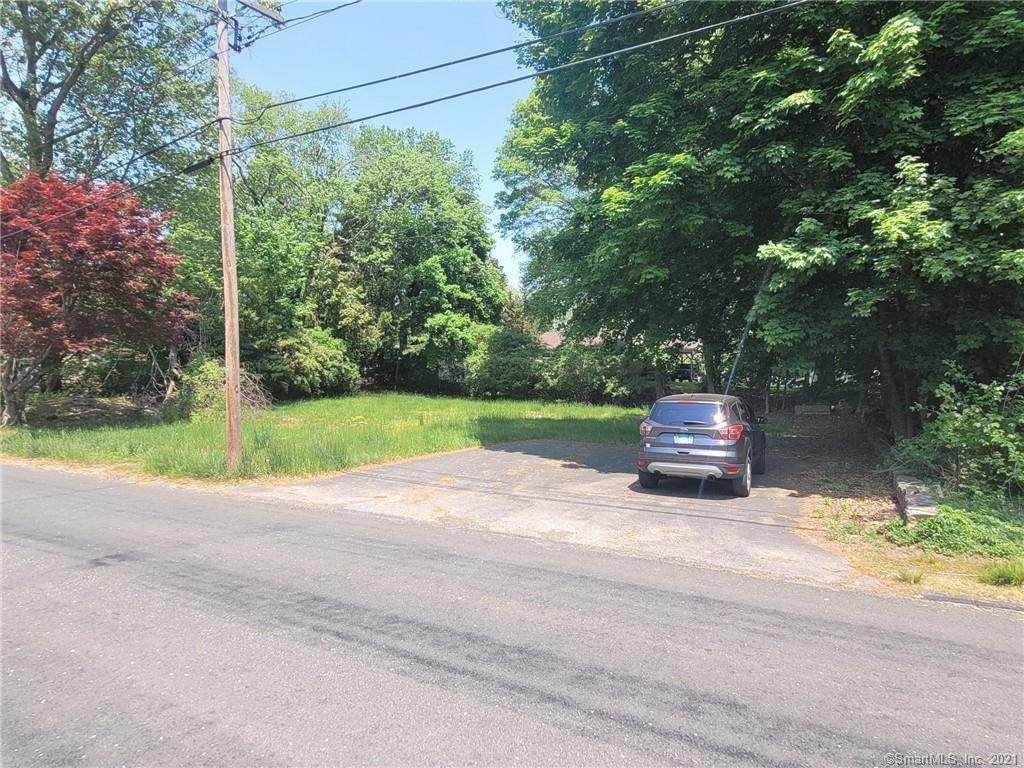 57 Mohegan Park Road - Photo 1