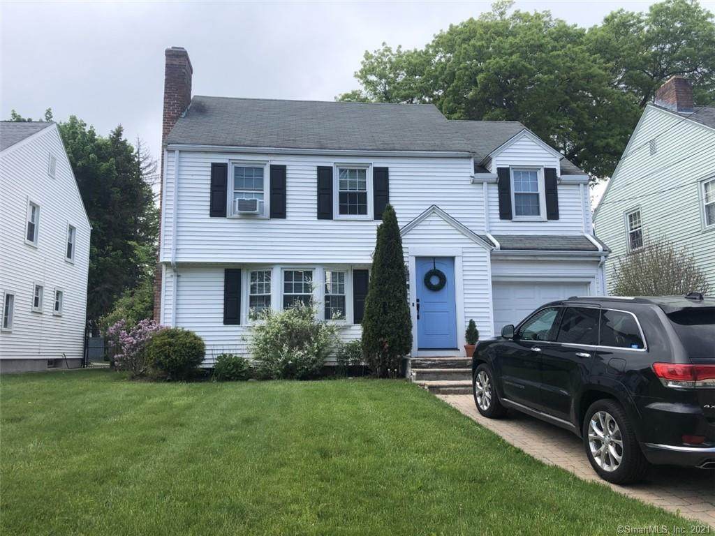 99 Penn Drive - Photo 1