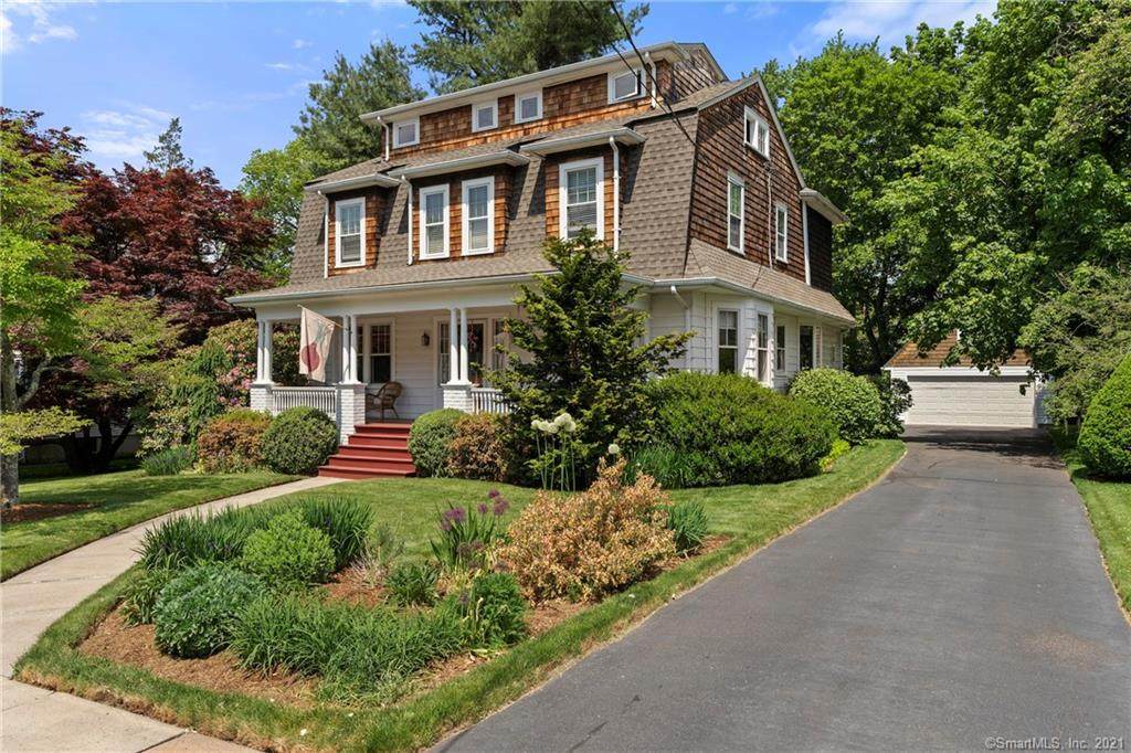 28 Robbins Drive - Photo 1