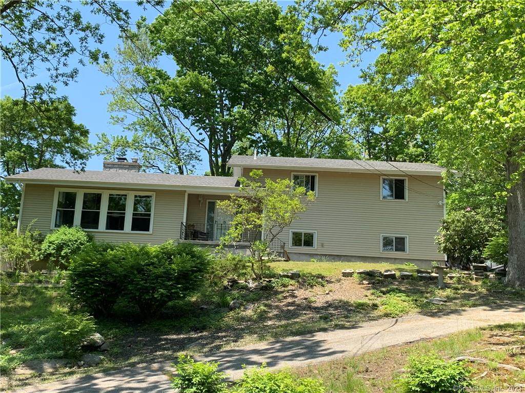 9 Sandy Lane - Photo 1