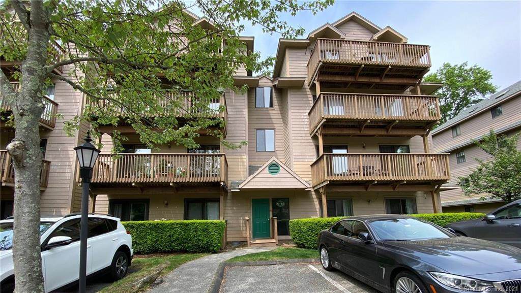 97 Richards Avenue - Photo 1