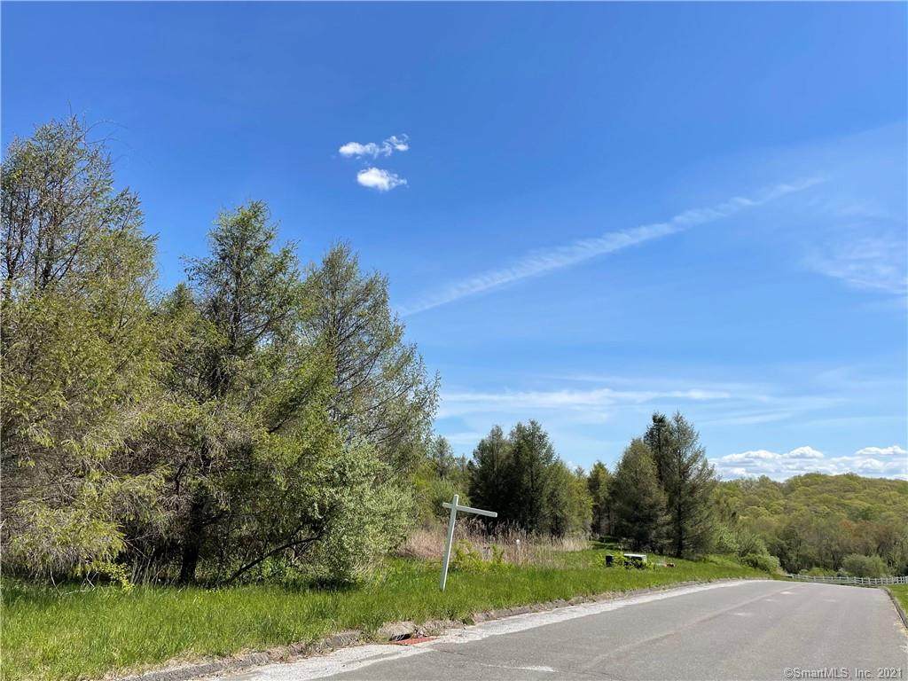 1 Holmes Farm Road - Photo 1