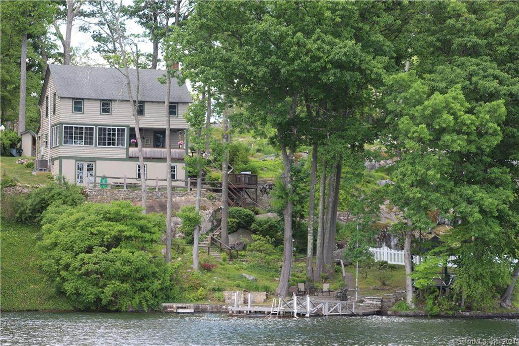 8 Glen Holly Road - Photo 1