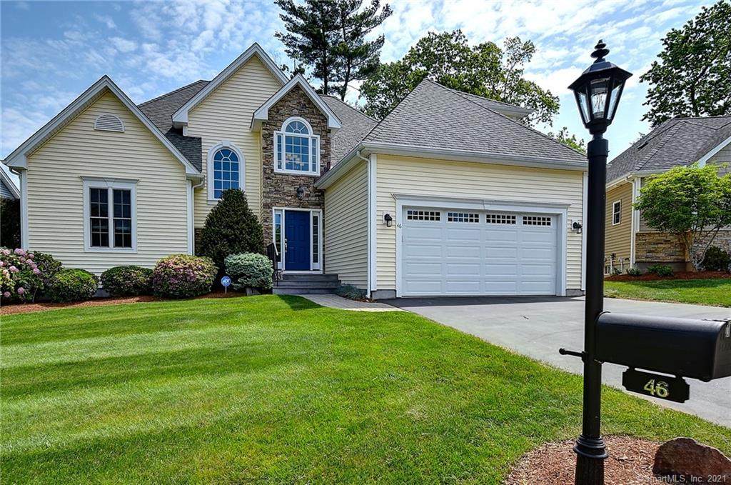 46 Montauk Way - Photo 1