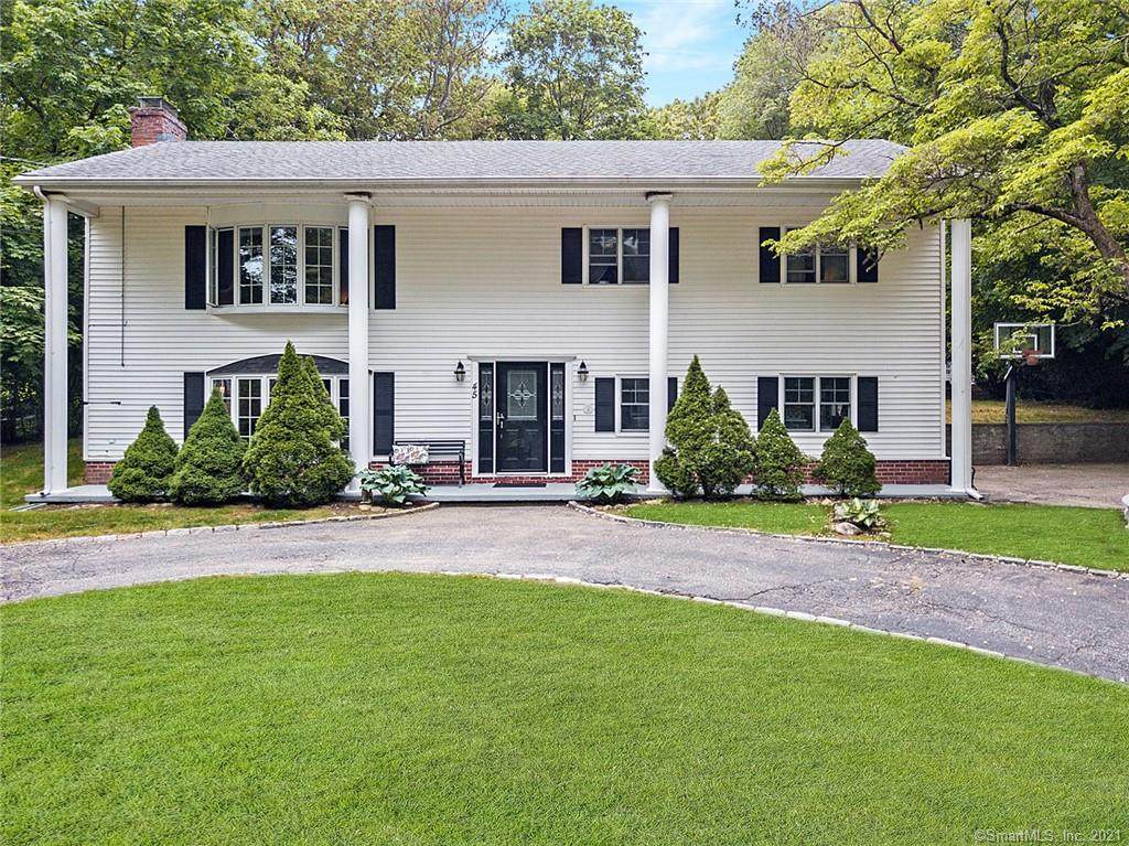 45 Beardsley Parkway - Photo 1
