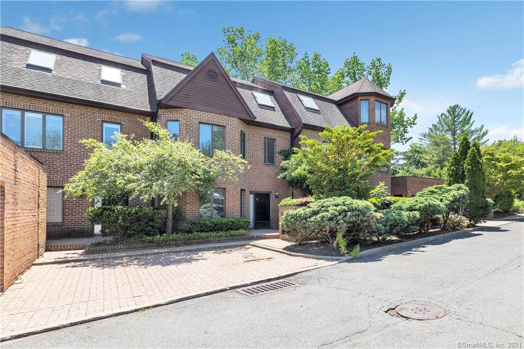 3300 Park Avenue - Photo 1