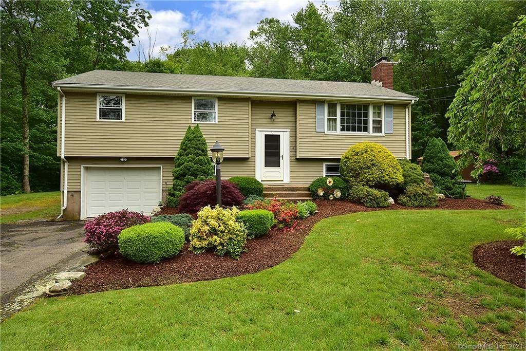 116 Cedar Swamp Road - Photo 1