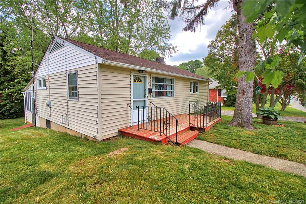 32 Sunny Lane - Photo 1
