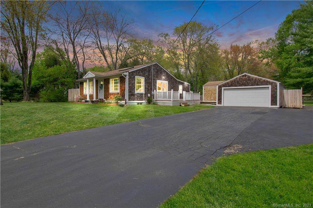 8 Diane Drive - Photo 1
