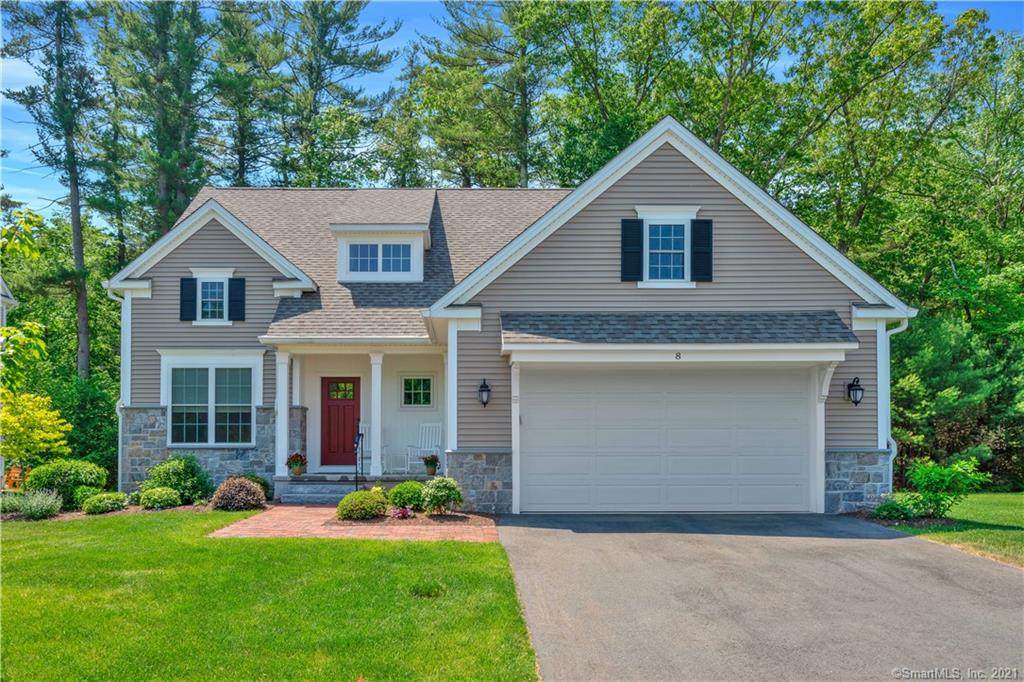 8 Carson Way - Photo 1