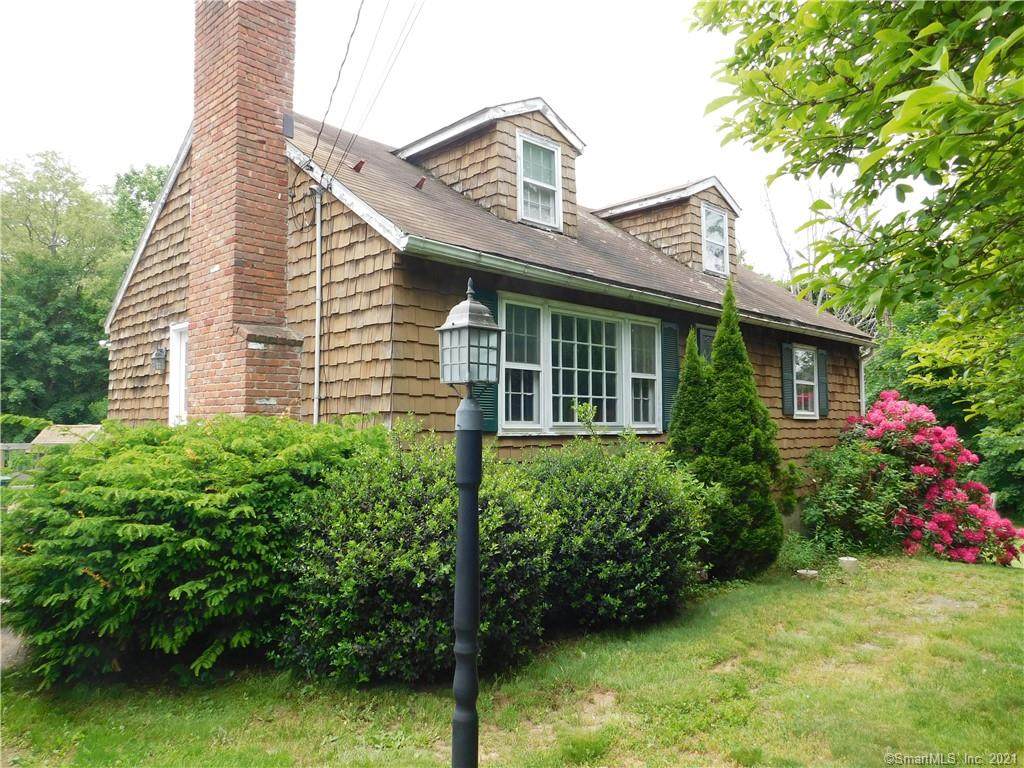 18 Country Drive - Photo 1