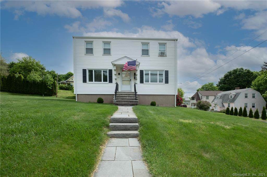 290 Buckingham Street - Photo 1