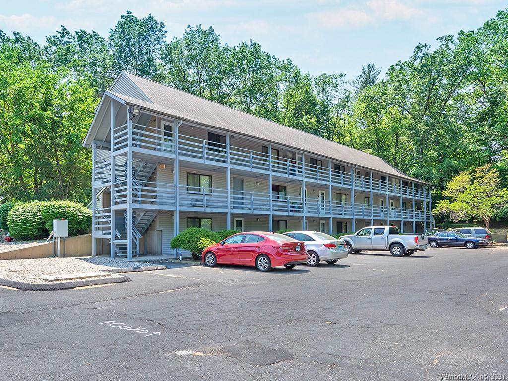 17 Farmington Avenue - Photo 1