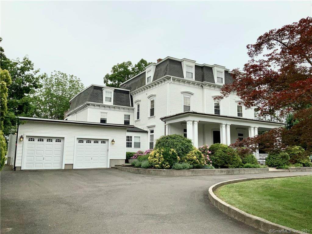 61 Seymour Avenue - Photo 1
