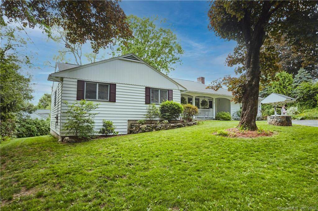 9 Arrow Meadow Road - Photo 1