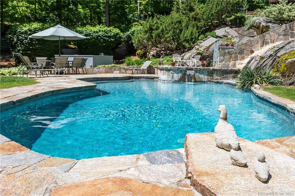 17 Hermit Lane - Photo 1