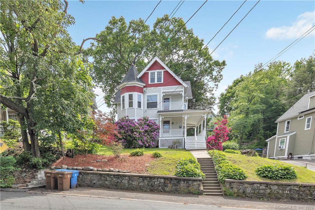 118 Coram Avenue - Photo 1