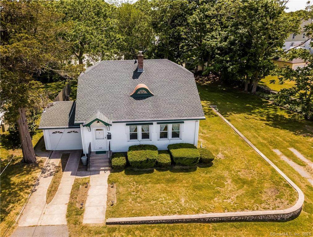202 Smith Street - Photo 1