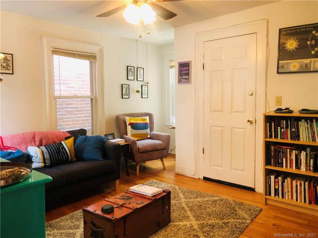 185 Chestnut Street - Photo 1