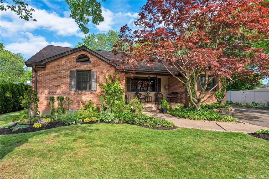 168 Colonial Street - Photo 1