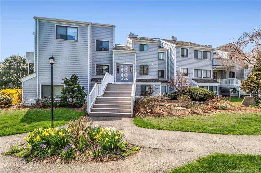 44 Rowayton Woods Drive - Photo 1