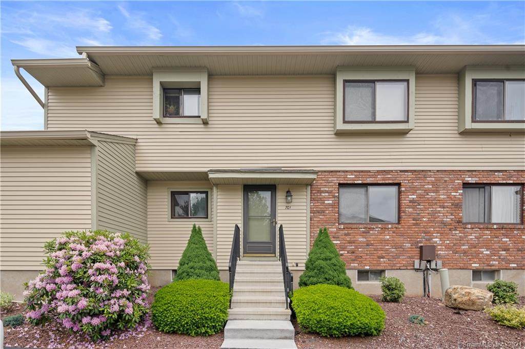 701 Summer Hill Drive - Photo 1