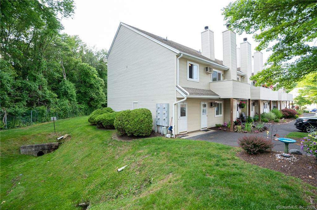 136 Pembroke Road - Photo 1