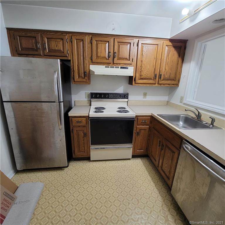 55 Mill Plain Road - Photo 1