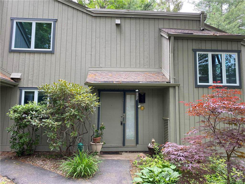 5 Talcott Glen - Photo 1
