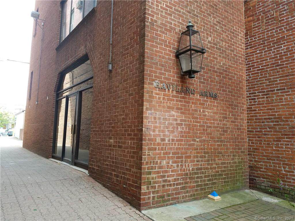 94 Washington Street - Photo 1