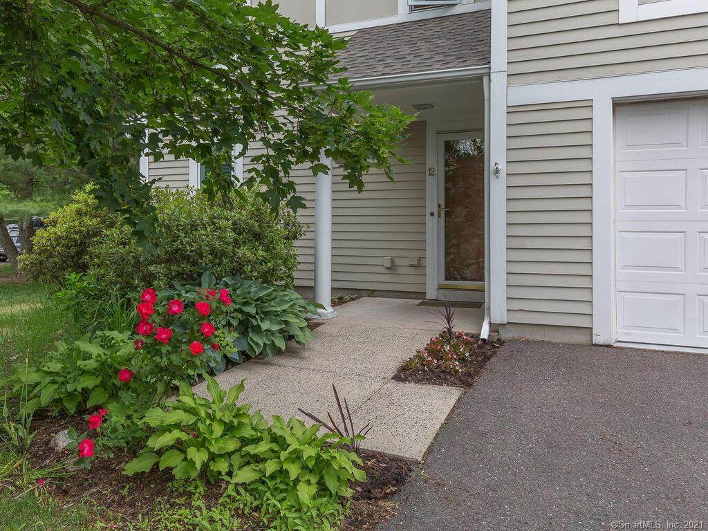 12 Centerbrook Court - Photo 1