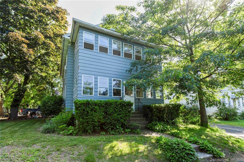 15 Dewey Place - Photo 1