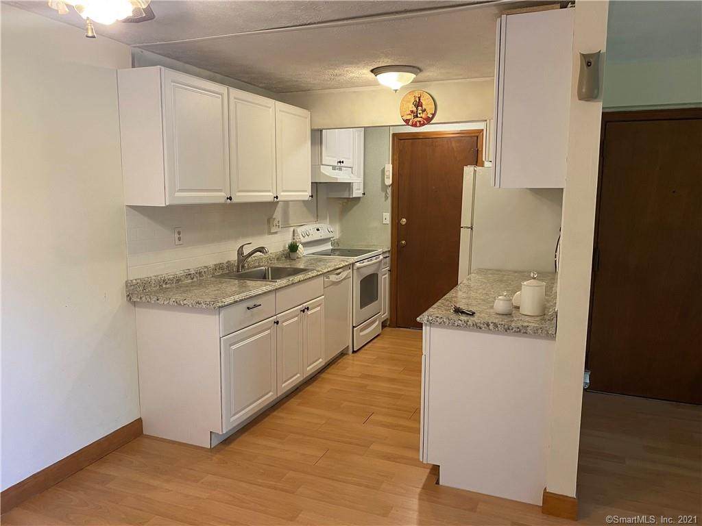 1198 Middle Turnpike - Photo 1