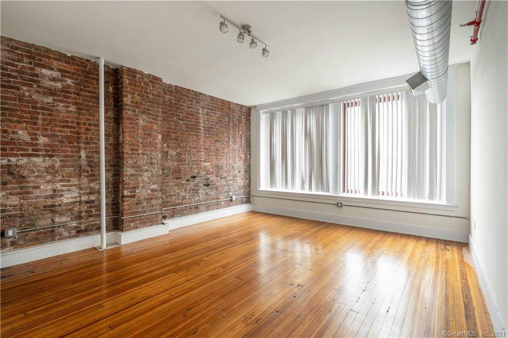 813 Chapel Street - Photo 1