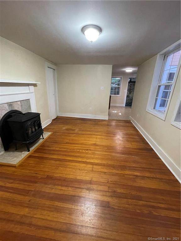 50 Broadway - Photo 1