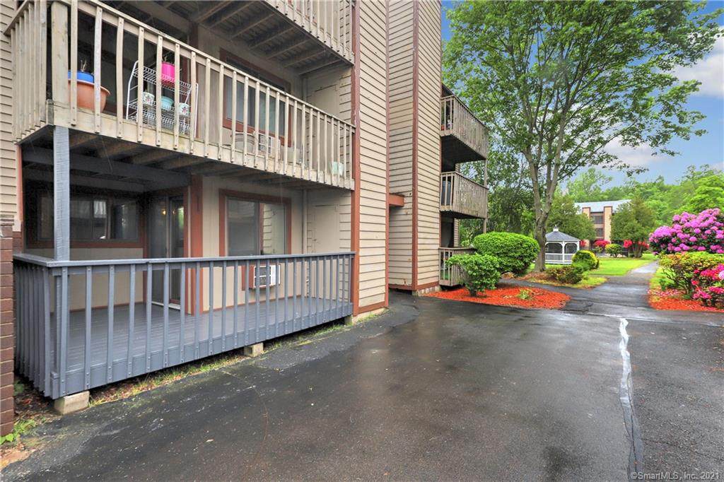 130 Coe Avenue - Photo 1