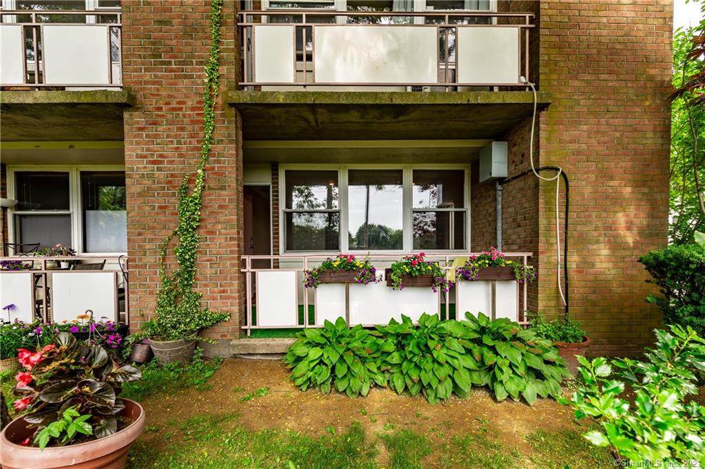 25 Ellsworth Street - Photo 1