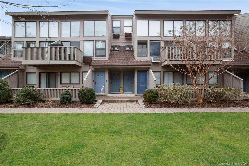 1465 Putnam Avenue - Photo 1