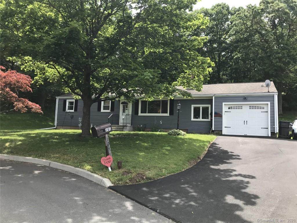 101 Highview Terrace - Photo 1