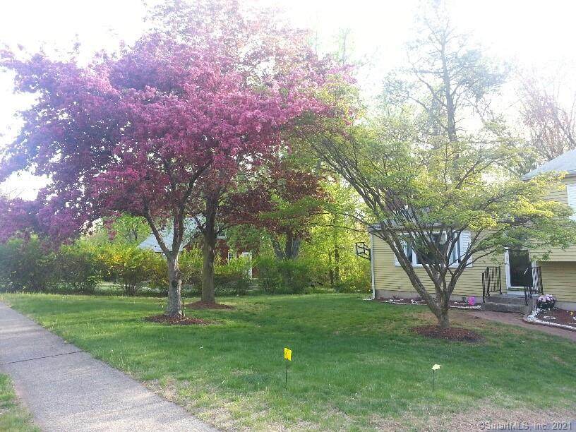 200 Rolling Hill Lane - Photo 1