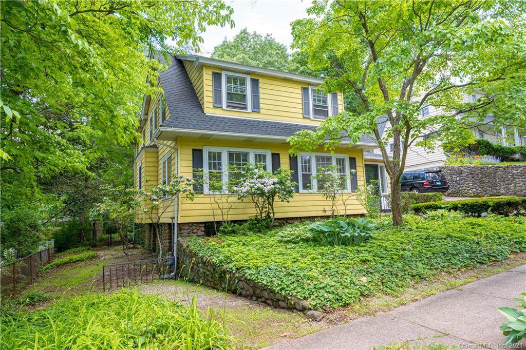 47 Carleton Street - Photo 1